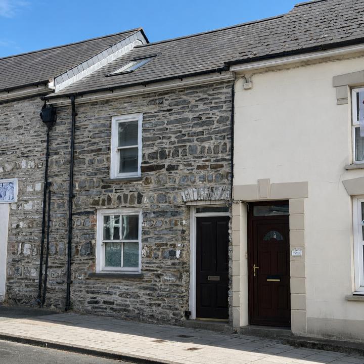 North Road, Cardigan